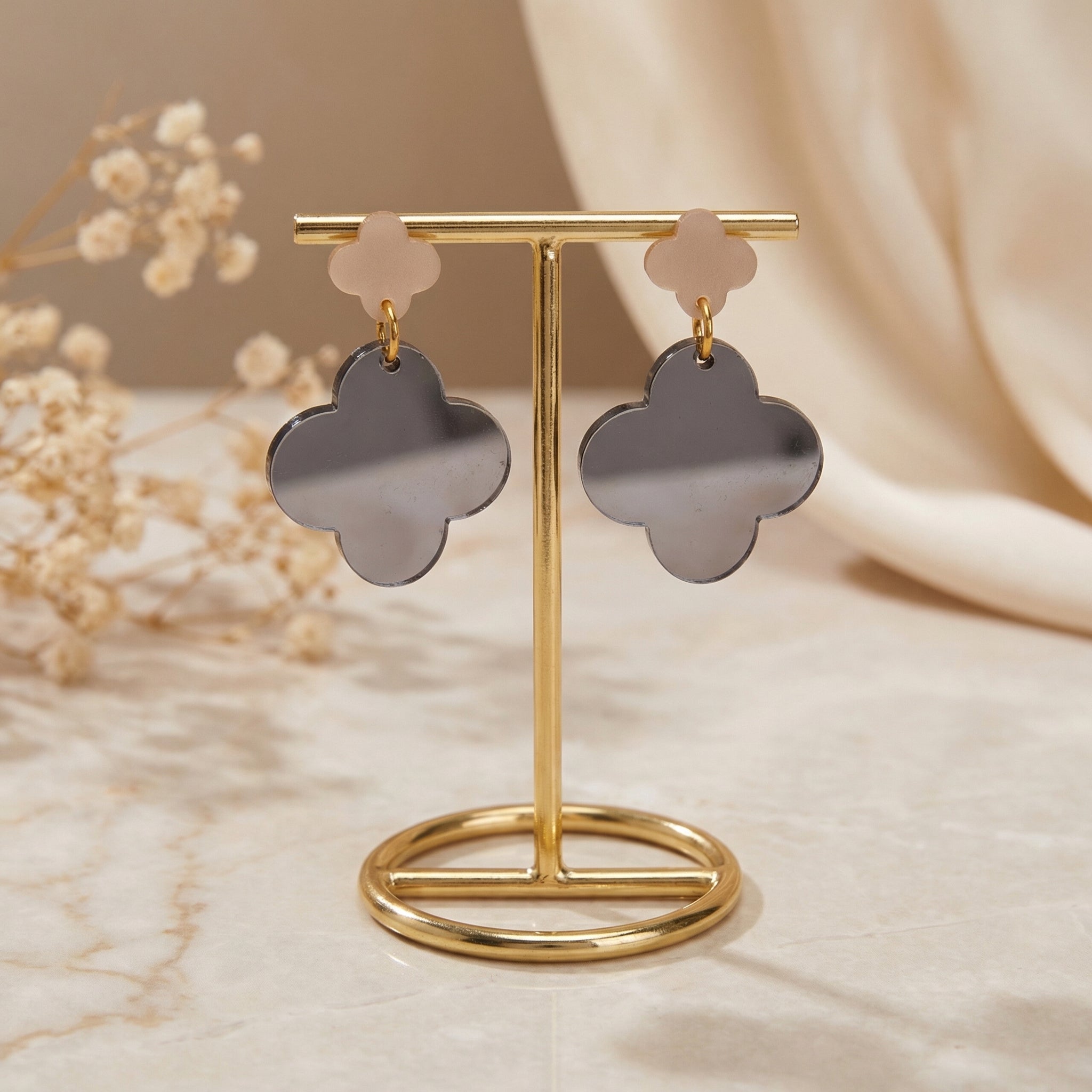 Ohrring Gloss Clover gray