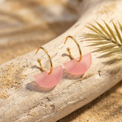 Mondcreole Rosenmond – 18k Gold Creole mit rosa Halbkreis-Anhänger | Mix & Match | ZIMI Jewelry