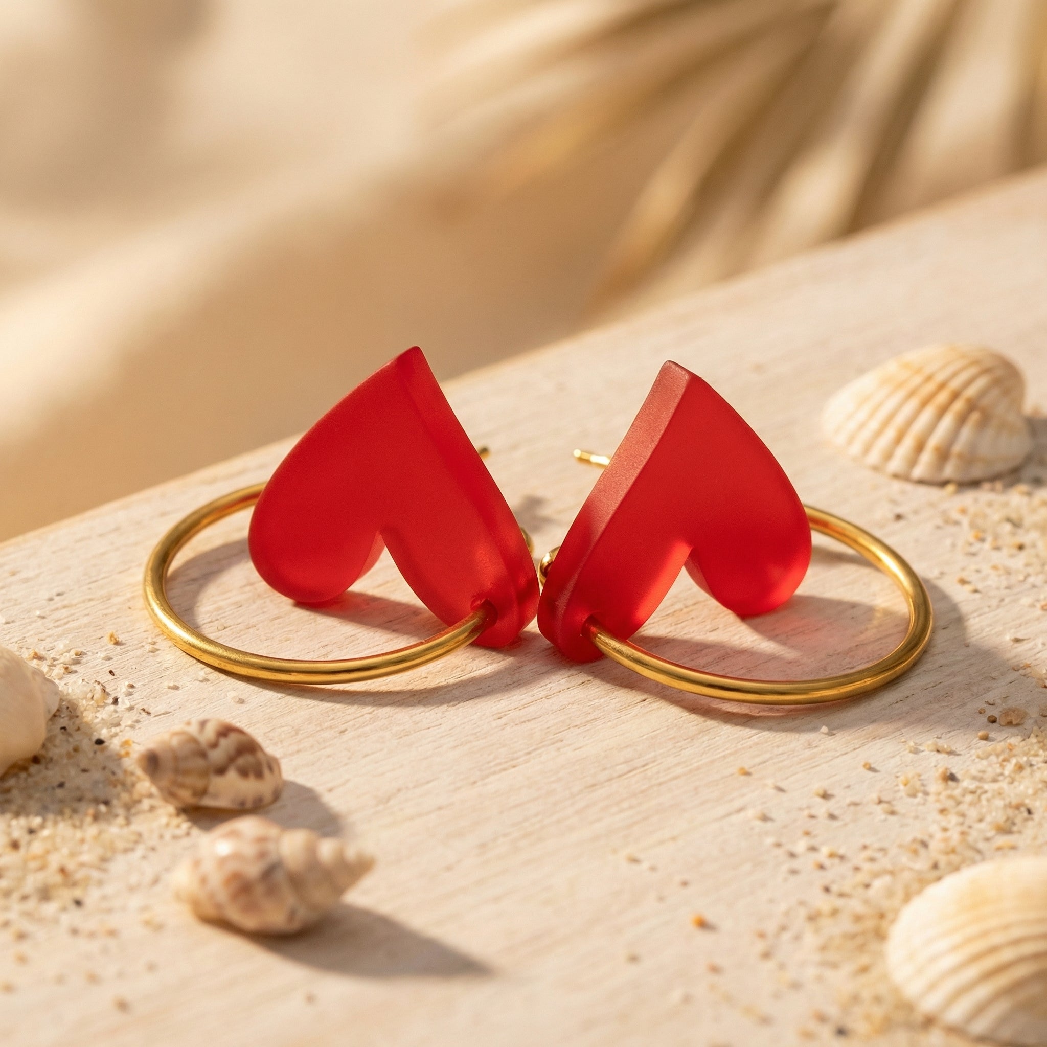 Herzcreole Feuerherz – 18k Gold Creole mit rotem Herzanhänger | Mix & Match | ZIMI Jewelry