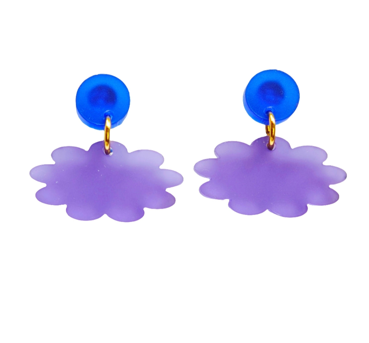 Lilawolke – Lila Wolken-Ohrringe mit Blau-Stecker | Handgemachte Statement Ohrringe | ZIMI Jewelry