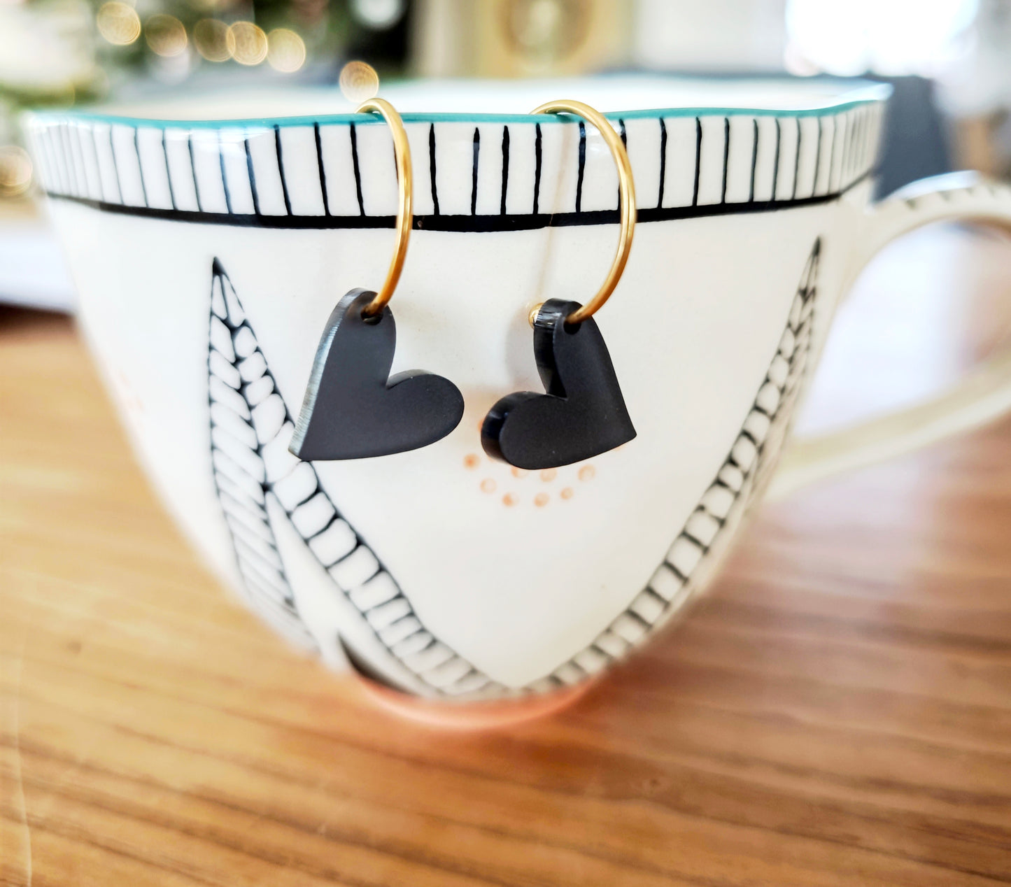 Herz Creolen – Schwarz Acryl Anhänger (wechselbare Herzen)