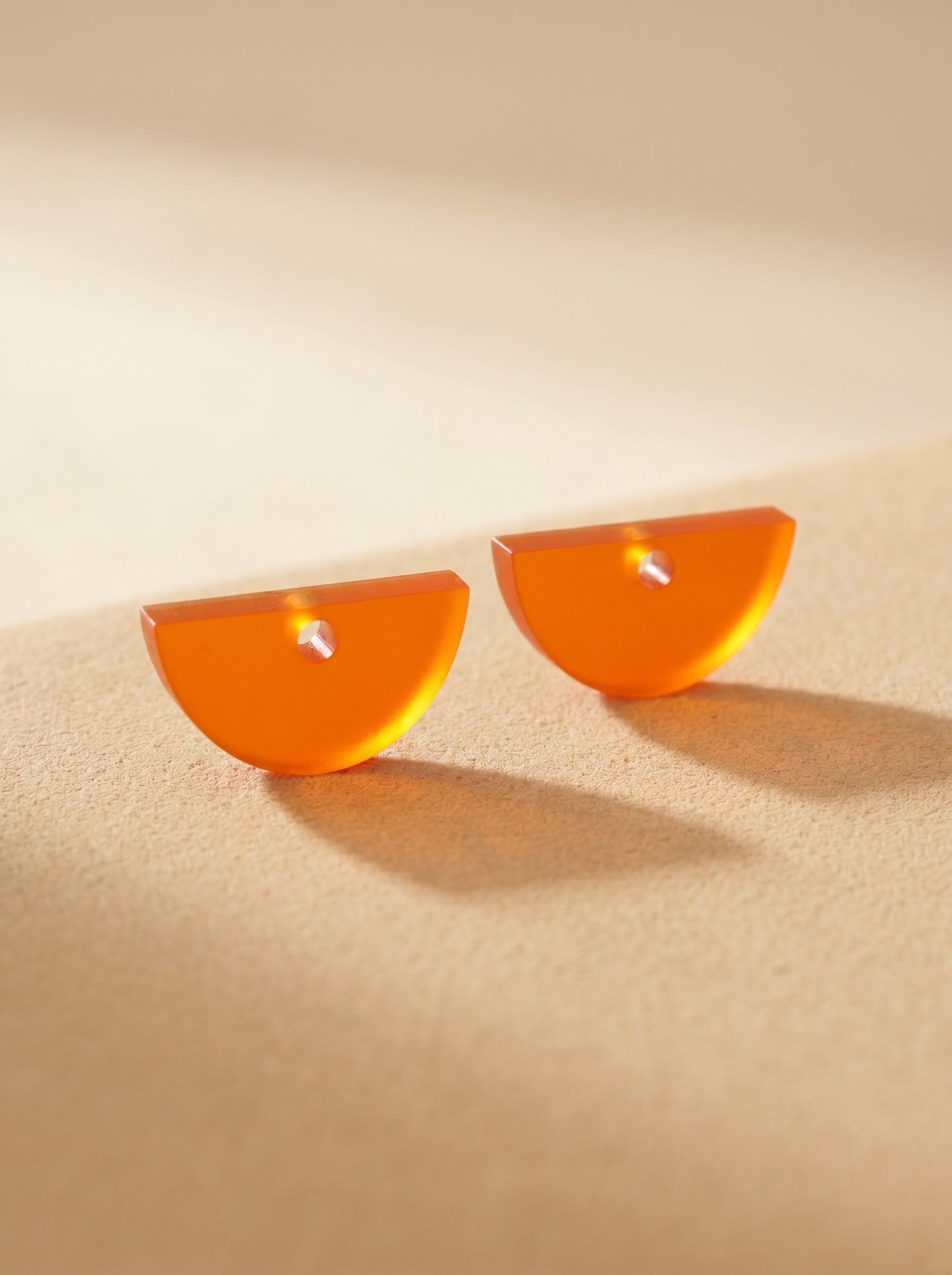 Wechselanhänger Halbmond Orange | Mix & Match Anhänger zum Nachkaufen | Greencast Acryl handmade