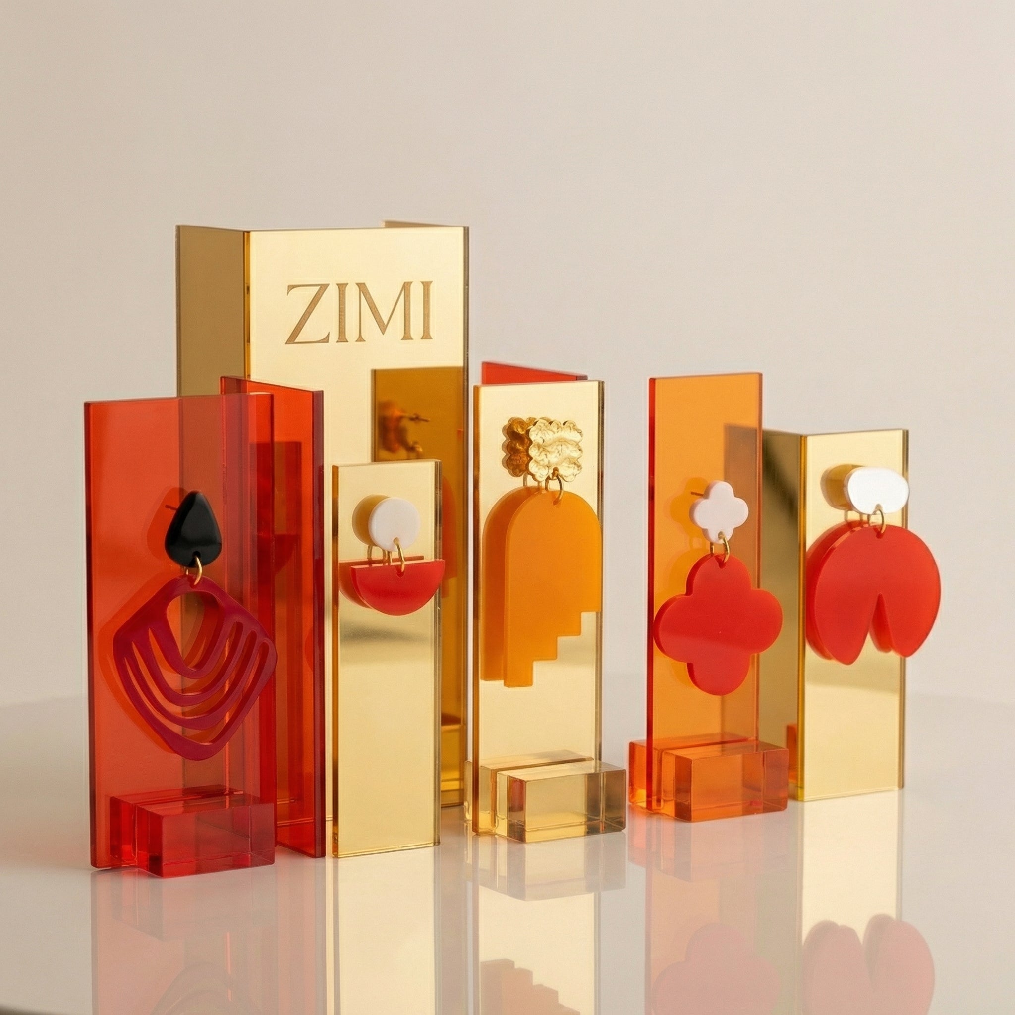 Acrylschmuck von ZIMI in Rot und orange