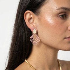 Rosenraute – Rose Rauten-Ohrringe satiniert elfenbein | Handgemachte Statement Ohrringe | ZIMI Jewelry