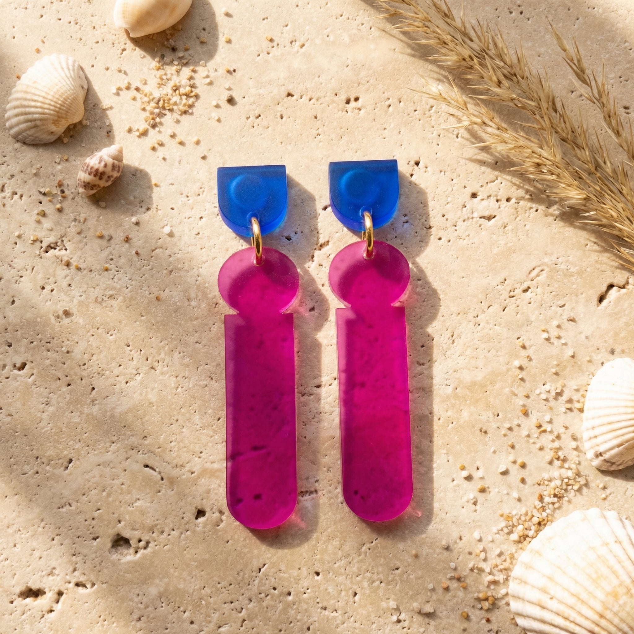 Bonbonsäule – Magenta Säule-Ohrringe satiniert royalblau | Handgemachte Statement Ohrringe | ZIMI Jewelry