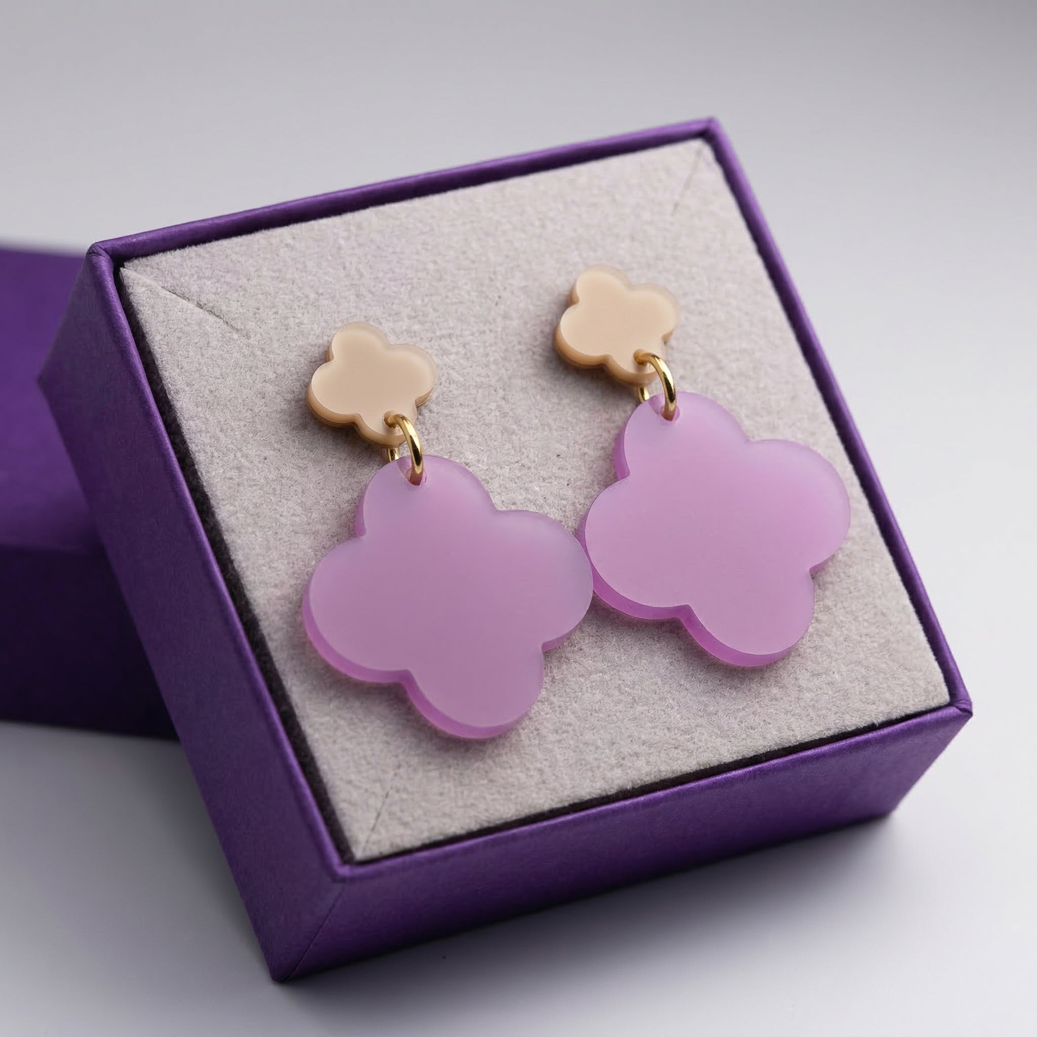 Rosenklee – Kleeblatt-Ohrringe Mauve Nude Gold | Handgemachte Statement Ohrringe | ZIMI Jewelry