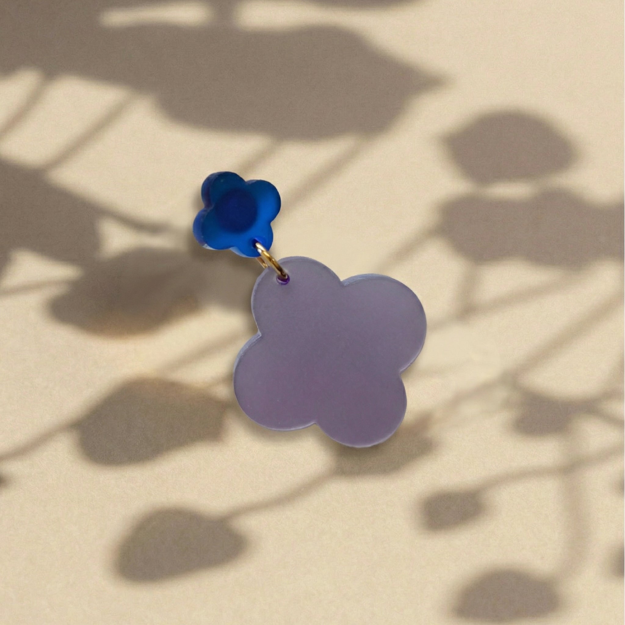 Himmelsklee – Kleeblatt-Ohrringe Blau & Flieder | Handgemachte Statement Ohrringe | ZIMI Jewelry