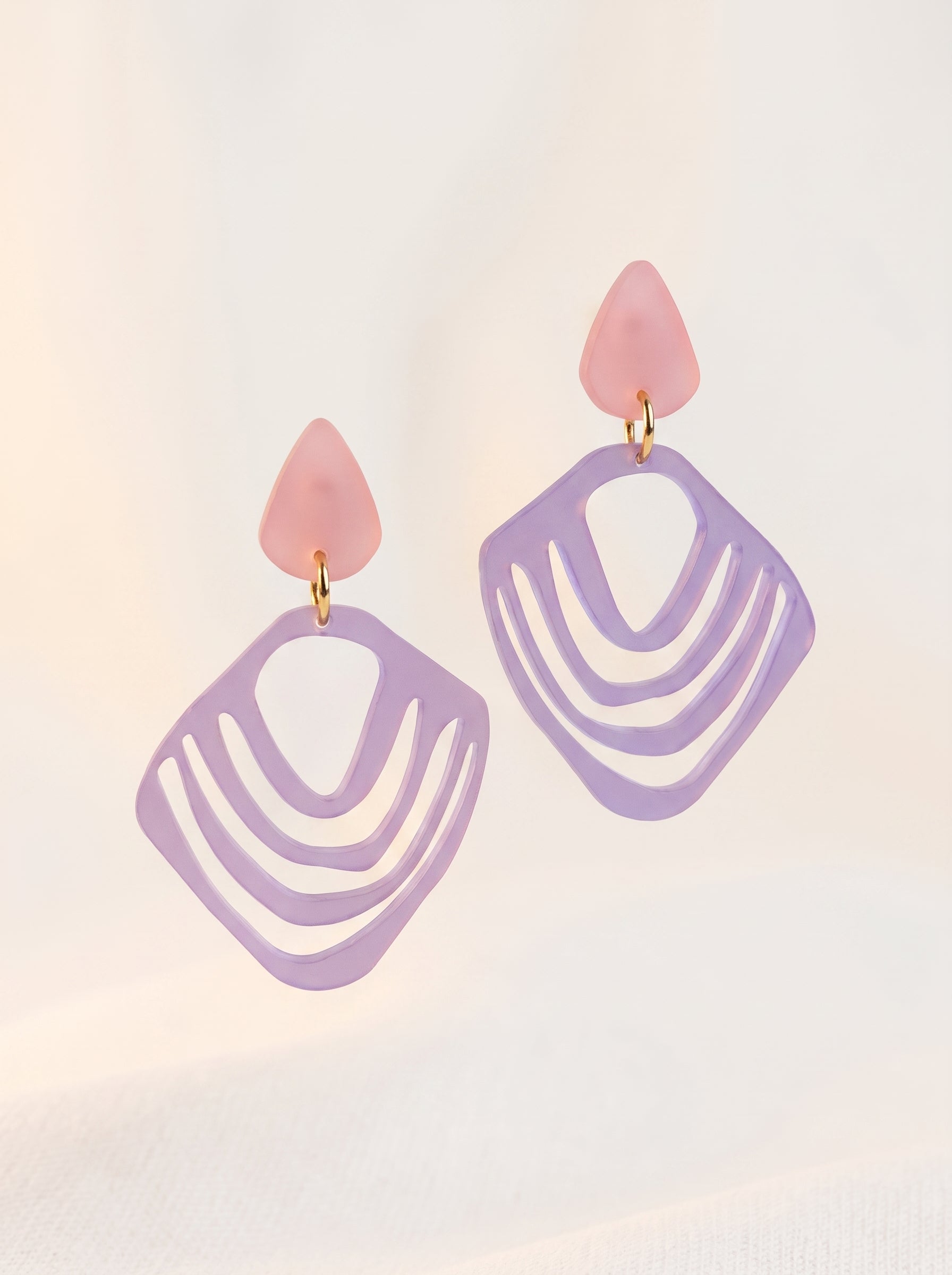 Ohrhänger Muschel Rosa & Lila | Greencast Acryl Ohrringe | Öse vergoldet handmade
