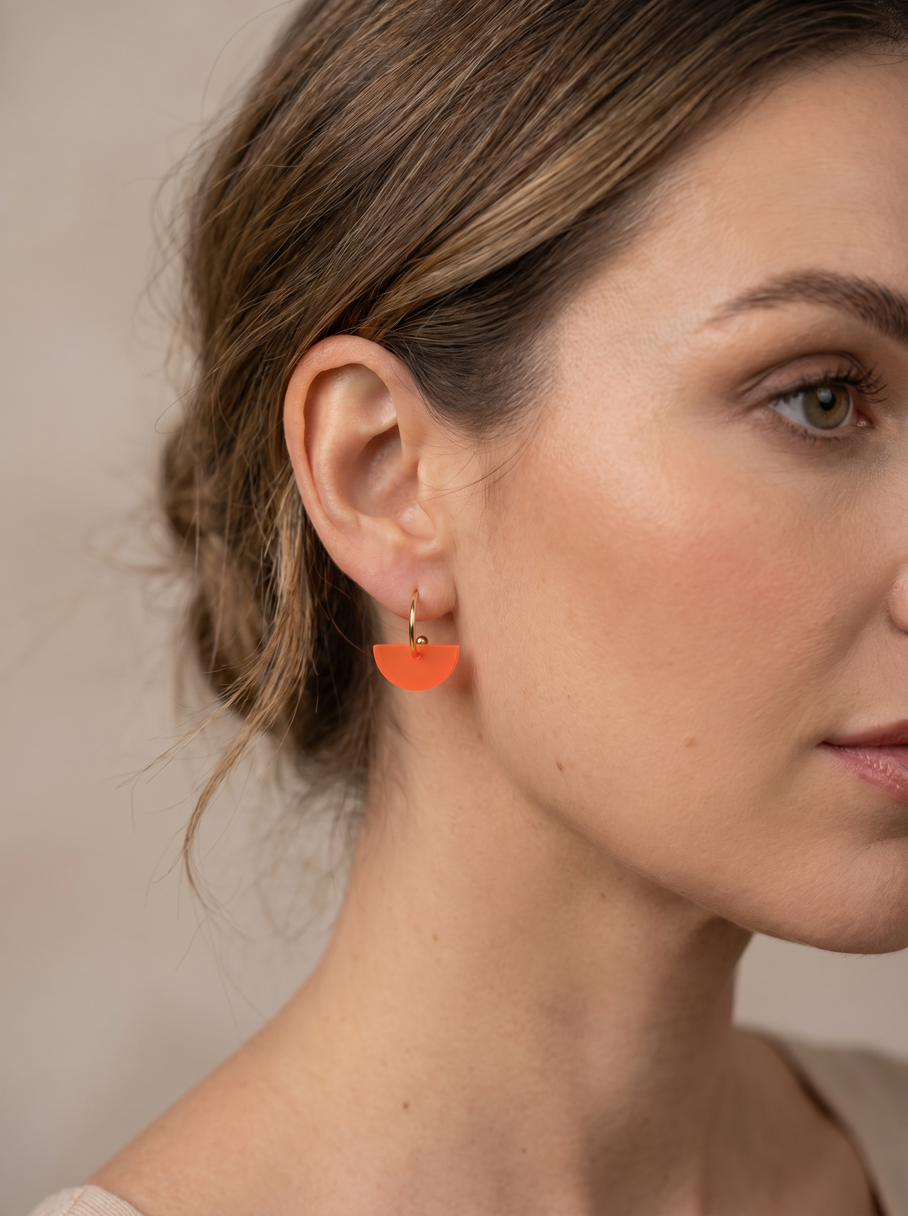 Wechselcreole Halbmond Orange | Mix & Match Ohrringe Edelstahl 18K vergoldet | Greencast Acryl handmade
